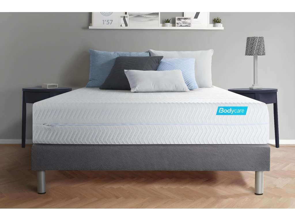 Matelas BIOCARE 140x200 Mousse à Mémoire De Forme BIO 5 Zones Maxi épaisseur 1 Matelas BIOCARE 140x200 Mousse à Mémoire De Forme BIO 5 Zones Maxi épaisseur